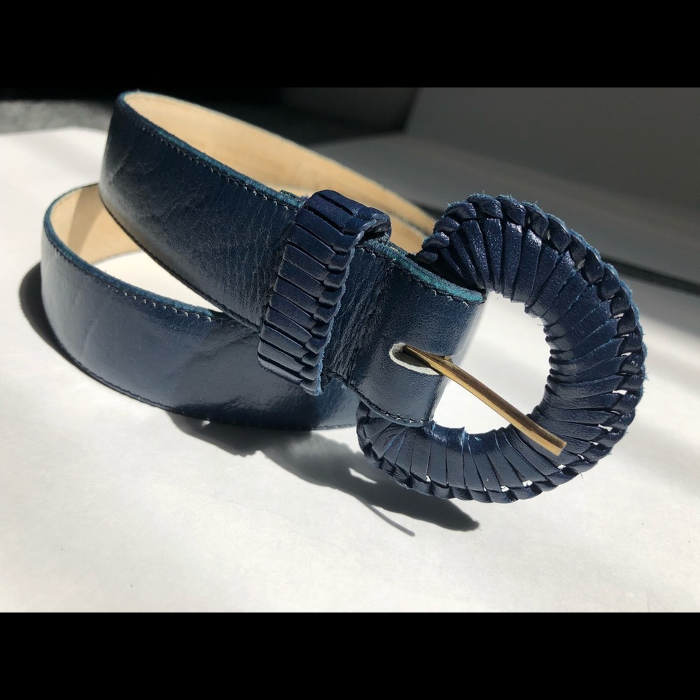 The Ritz Collection leather belt - Picture 2 of 11